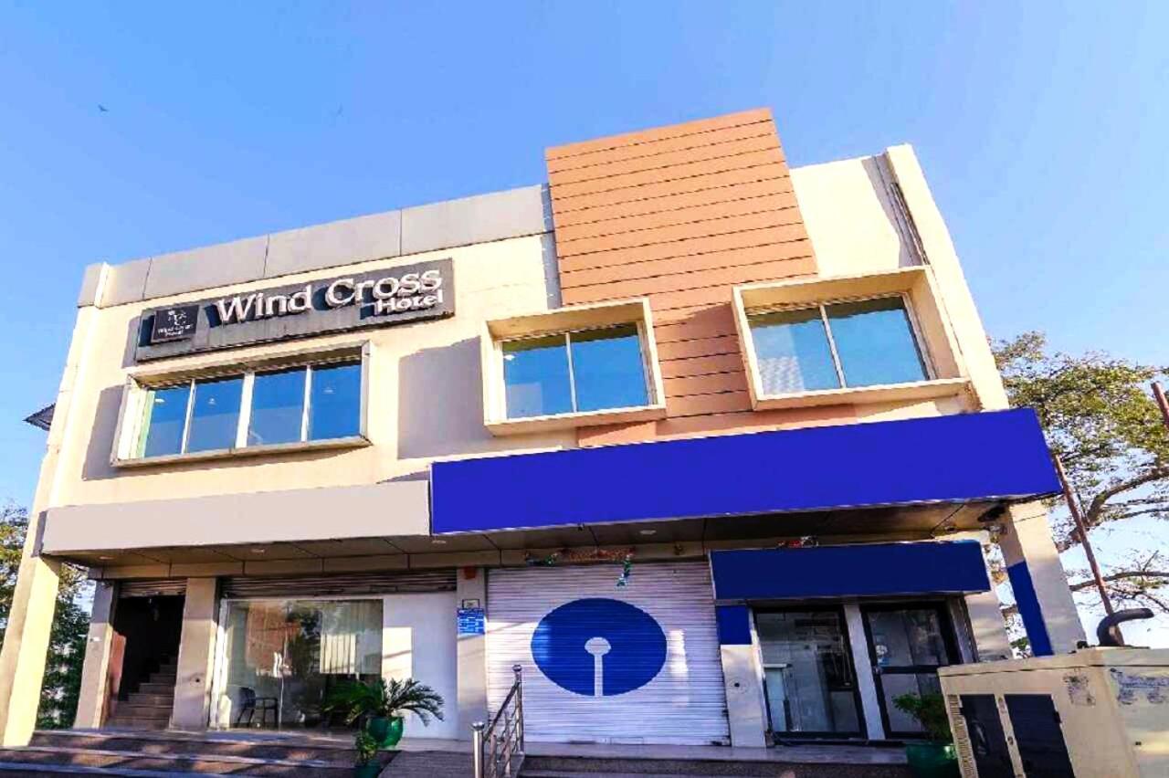 The Wind Cross Hotel Kālka Exterior foto